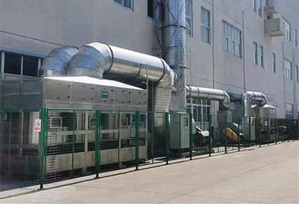 陽(yáng)光電源股份有限公司焊打磨粉塵處理工程案例2