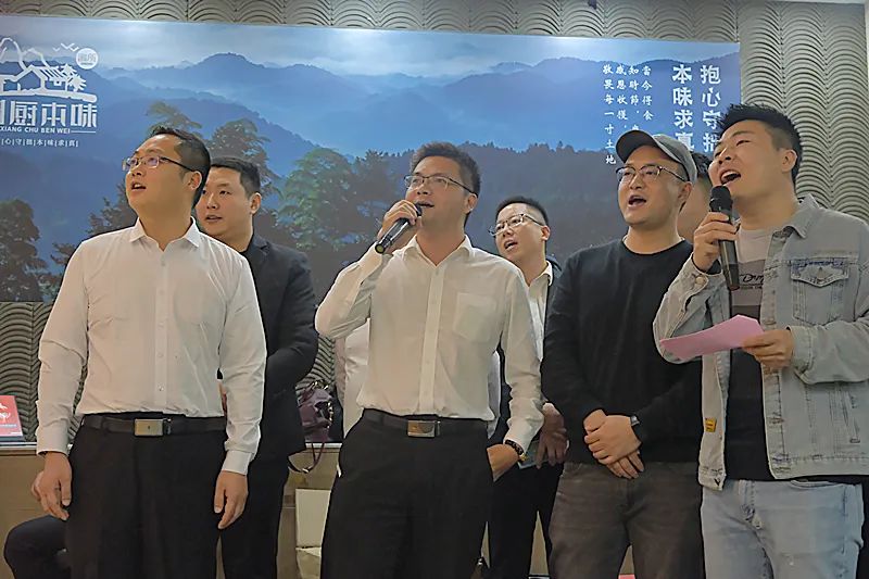 市場(chǎng)部合唱